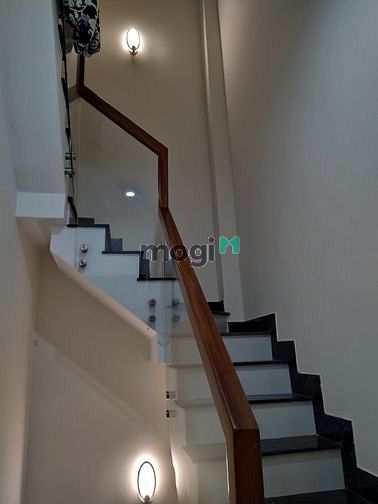 Hình ảnh Bán Nhà Phố 3 Tấm 3PN 3WC Giá 3ty7