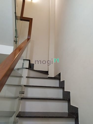 Hình ảnh Bán Nhà Phố 3 Tấm 3PN 3WC Giá 3ty7