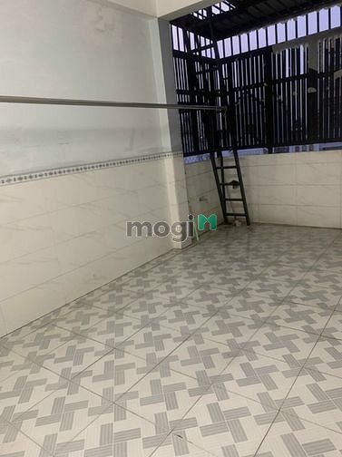Hình ảnh Nhà Mã Lò [4x17] 3 lầu 4PN 3WC hẻm 6m