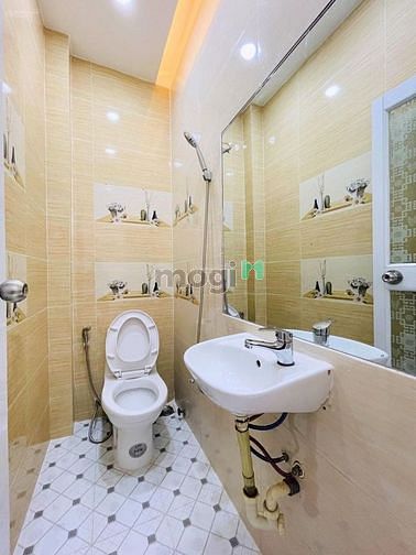 Hình ảnh Nhà 90m2 Lê Văn Quới có SHR sang tên ngay