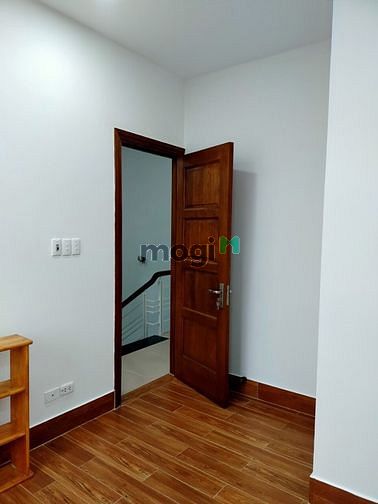 Hình ảnh CHO THUÊ Nhà đẹp đường 12m, 3 Tầng, 4 PN, đường 12m Bình Lợi