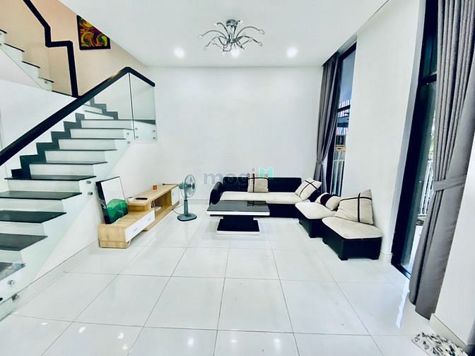 Hình ảnh 12tr nhà phố 1 trệt 2 lầu 4pn5wc, 4 máy lạnh