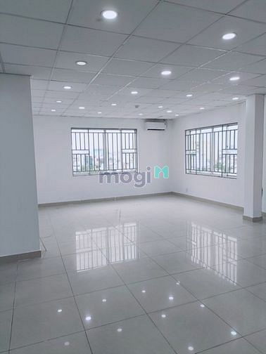 Hình ảnh Văn phòng 55m2 Giá Rẻ đường Nguyễn Xí Bình Thạnh
