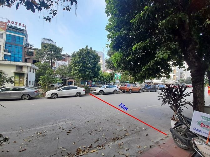 Hình ảnh Cho thuê nhà mặt phố - Mặt tiền 05m