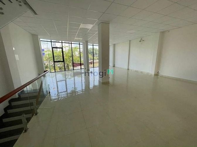 Hình ảnh Cho thuê 441/2 Nguyễn Đình Chiểu, Quận 3 gần ngã 4 Cao Thắng