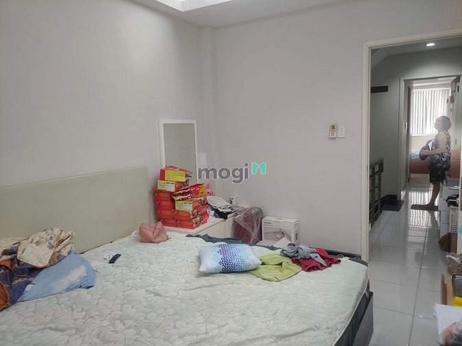 Hình ảnh 1 căn duy nhất 48 Hồ Biểu Chánh , 4 tầng, HXH tránh , khu biệt thự PN