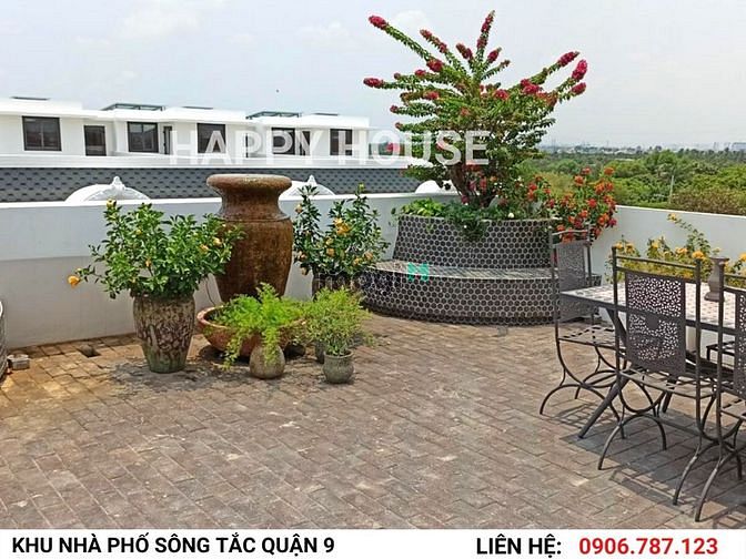 Hình ảnh Chỉ duy nhất 10 lô đất nền quận 9 ven sông 80m2 đã có sổ hồng mà vốn b