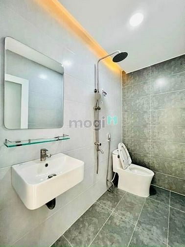 Hình ảnh Nhà Q7 đẹp rẻ giá chỉ hơn tỉ Lâm Văn Bền