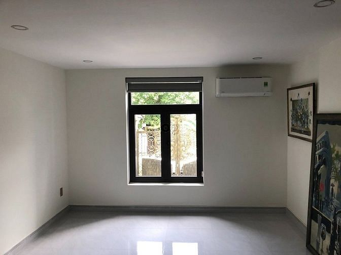 Hình ảnh Cho thuê biệt thự 4 tầng mới xây full nội thất ngay Dương Văn An