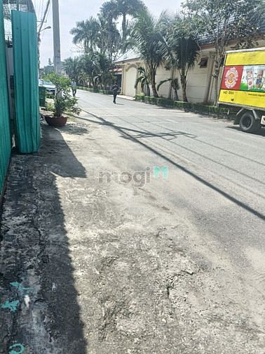 Hình ảnh Cho thuê kho chứa dt 340m2 giá 22tr 1/QL1A Thới An