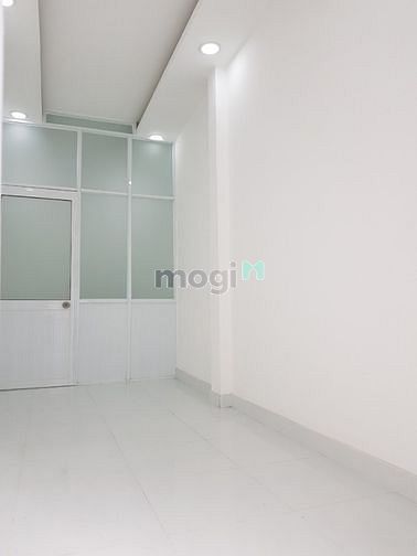 Hình ảnh Bán nhà Hẻm 3,6m - Lê Hồng Phong. DT : 18m