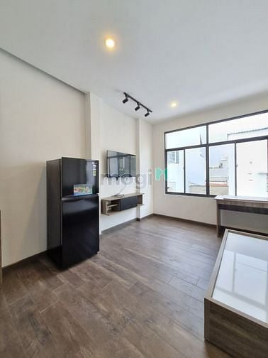 Hình ảnh Phòng Mới 100%, Ban công thoáng mát, Giờ giấ tự do