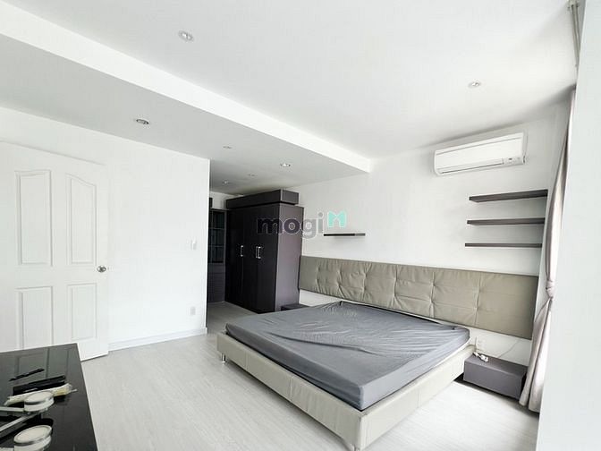 Hình ảnh Cho Thuê Căn Hộ Penthouse Phú Mỹ Hưng Quận 7 250m2 4pn 4wc