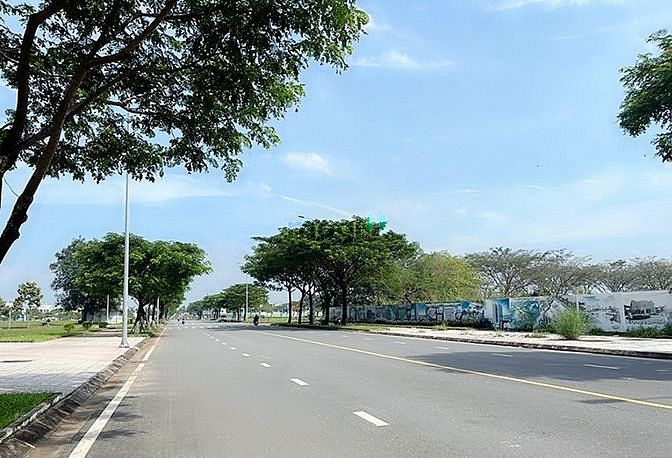 Hình ảnh Thua độ bán gấp lô đất tại KDC Q9, DT: 105m2 full thổ cư, SHR chỉ 3T2