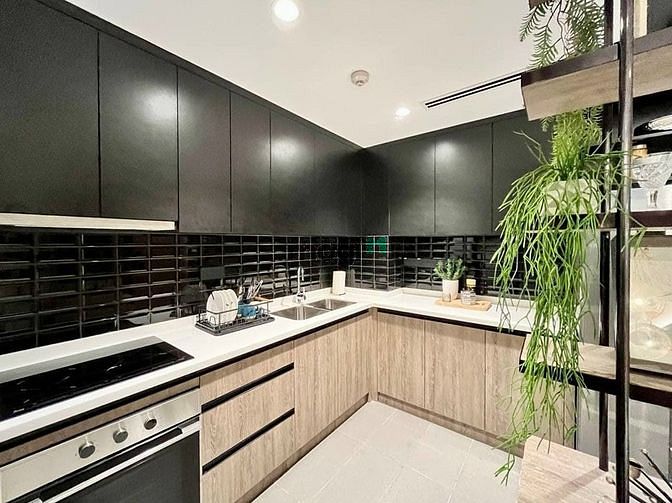 Hình ảnh Kinh doanh có lãi bán CH De La Sol Quận 4 70m2 2ty585 2PN2WC SHR