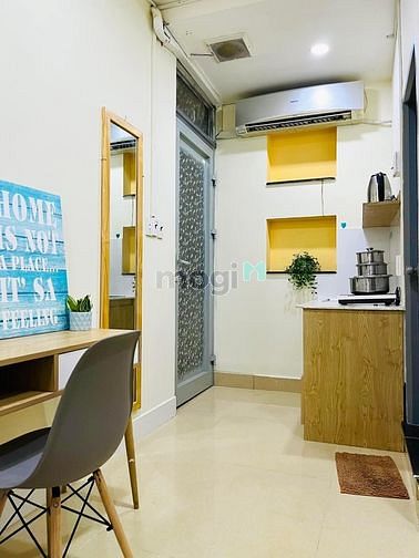 Hình ảnh Cho thuê gấp studio full nội thất cửa sổ thoáng mát giáp Q1