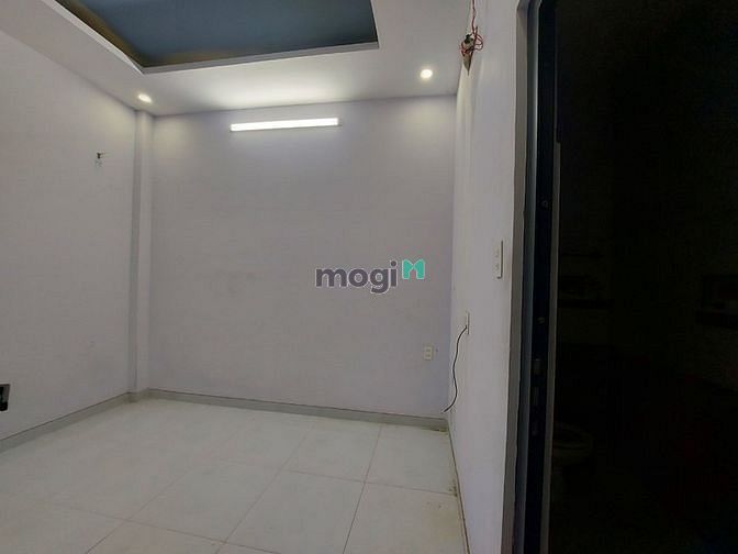 Hình ảnh Nhà Ao Đôi <5.2x10> 1 trệt 2 lầu 4PN 3WC