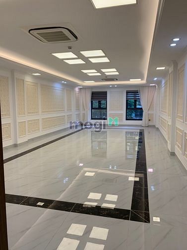 Hình ảnh Cho thuê nhà 7 tầng mặt phố Trung Hoà