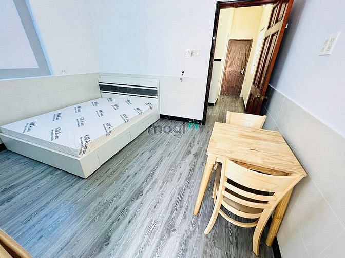 Hình ảnh Mb6623 nạp rút nhanh chóng 1PN full nội thất mới 100% có ban công gần Phan Đăng Lưu qua Q1