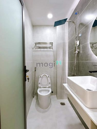Hình ảnh Nhà Phan Xích Long 40 M2 - 7 TỶ 680 - Lô góc - 5 Tầng