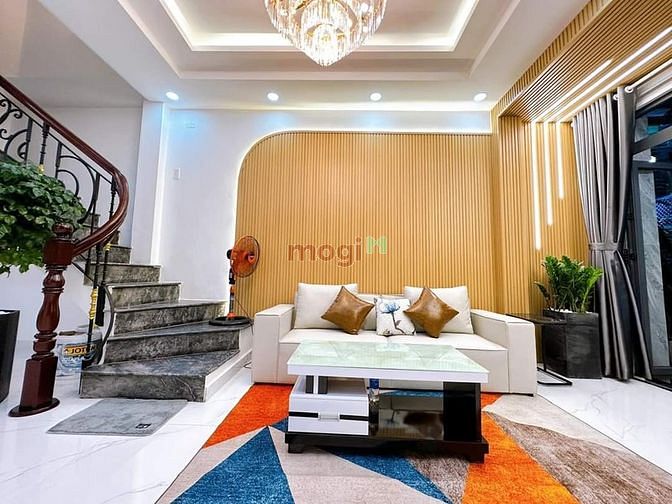 Hình ảnh Nhà Phan Xích Long 40 M2 - 7 TỶ 680 - Lô góc - 5 Tầng