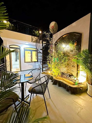 Hình ảnh Nhà Phan Xích Long 40 M2 - 7 TỶ 680 - Lô góc - 5 Tầng