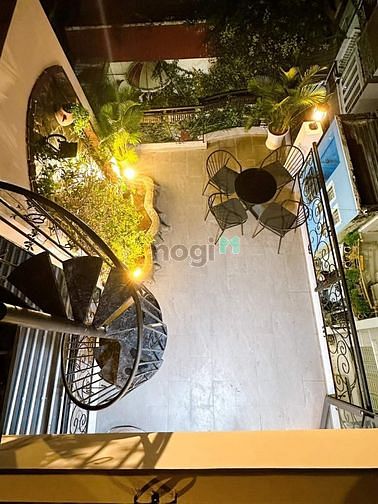 Hình ảnh Nhà Phan Xích Long 40 M2 - 7 TỶ 680 - Lô góc - 5 Tầng