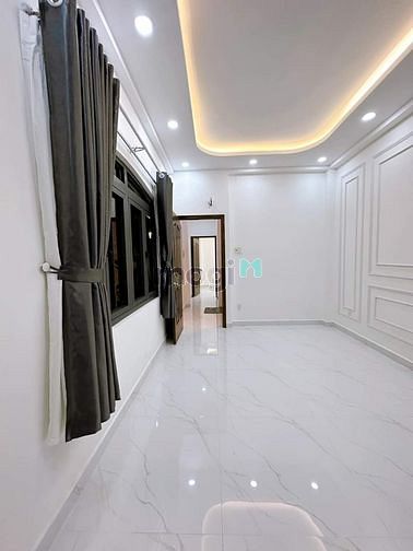 Hình ảnh Nhà Phan Xích Long 40 M2 - 7 TỶ 680 - Lô góc - 5 Tầng