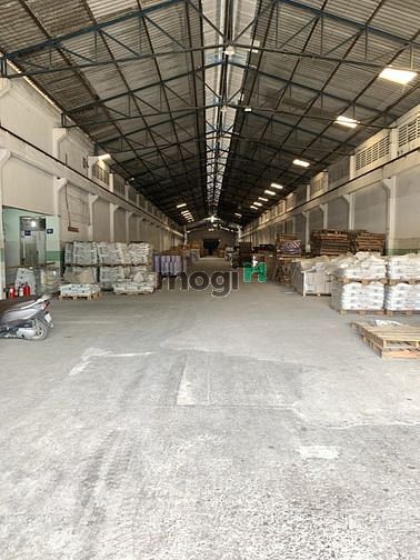 Hình ảnh Strans cho thuê kho Q9, DT từ 100m2-3000m2 có dv quản lý & bốc xếp HH