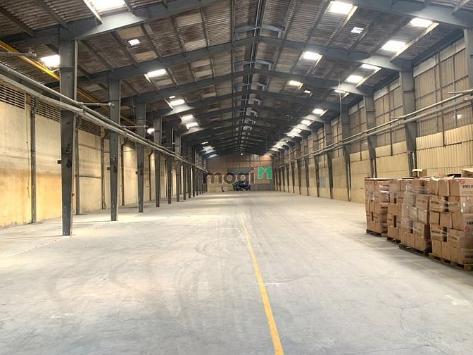Hình ảnh Strans cho thuê kho Q9, DT từ 100m2-3000m2 có dv quản lý & bốc xếp HH