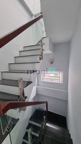 Hình ảnh Nhà HXH Trần Văn Kiểu, 30m2, 2 tầng BTCT 2 PN, khu an ninh yên tĩnh.