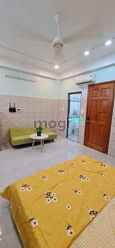Hình ảnh Studio cửa sổ lớn ngay sân bay