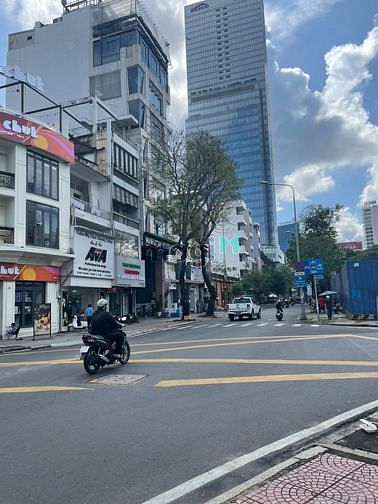 Hình ảnh Cho thuê nhà GÓC 2MT số 110 Nam Kỳ Khởi Nghĩa, P.Bến Nghé, Quận 1