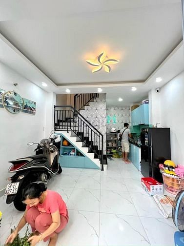 Hình ảnh HOÀN CÔNG 2020 bán Đoàn Văn Bơ Q4 55m2 2ty310