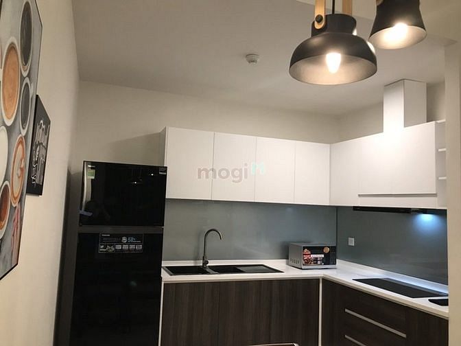 Hình ảnh Cho thuê 2PN/2WC Golden Mansion. Giá thật chỉ 15tr bao phí quản lí