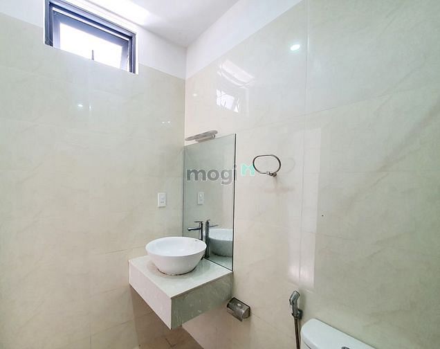 Hình ảnh CHDV Full Nội Thất - Ban Công - Trường Sa Ngay Q1