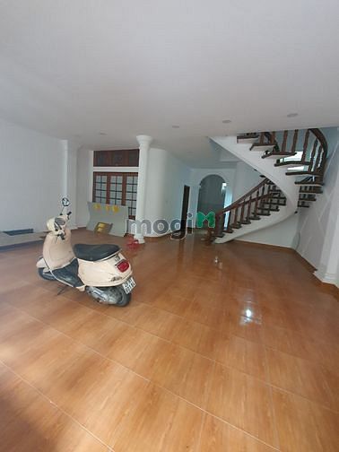 Hình ảnh Cho thuê biệt thự 8x25 Hoàng Văn Thụ, P.4, Q.Tân Bình