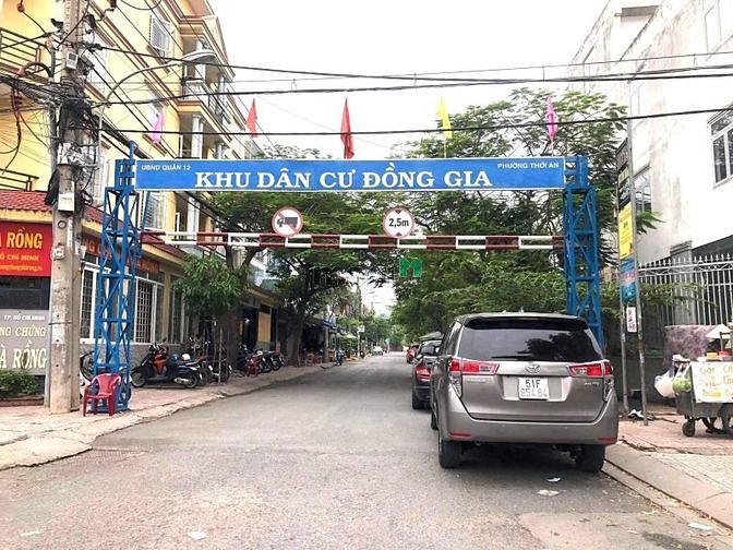 Hình ảnh Bán nhà khu sầm uất lê thị riêng sát ubnd quận 12..