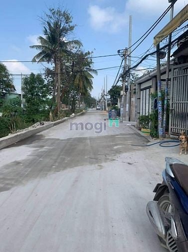 Hình ảnh 128m2 đất MT Thạnh Lộc Quận 12 giá rẻ giảm 600 tr- chỉ 39 triệu/1m2