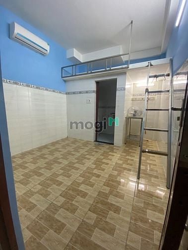 Hình ảnh Cho thuê phòng máy lạnh, có gác 59 Đỗ Nhuận, Tân Phú. giá 2tr7