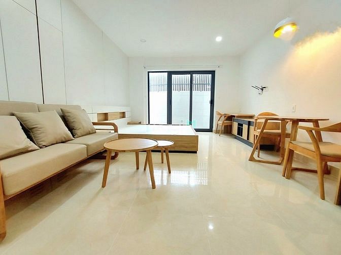 Hình ảnh CHDV FULL nội thất - Ban công - Cửa sổ lớn