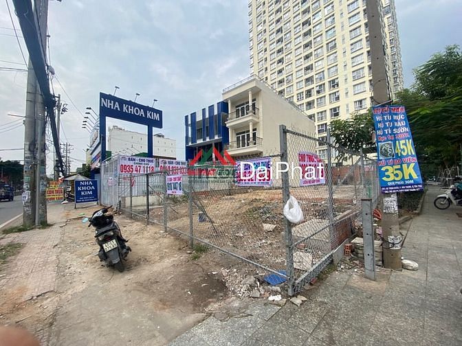 Hình ảnh Cho thuê góc 2 mặt tiền Nguyễn Thị Thập, DT: 10x40