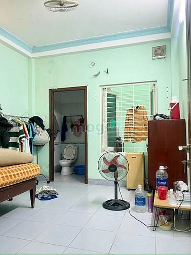 Hình ảnh Bán nhà, HXH, 2 lầu, 4 phòng ngủ, đường Đồng Đen, giá chỉ 5 tỷ 550.