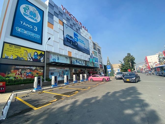 Hình ảnh Nhà VinCom Lê Văn Việt - 1 Trệt 1 Lầu - 64m2 - Chỉ 3 TỶ x - SHR.