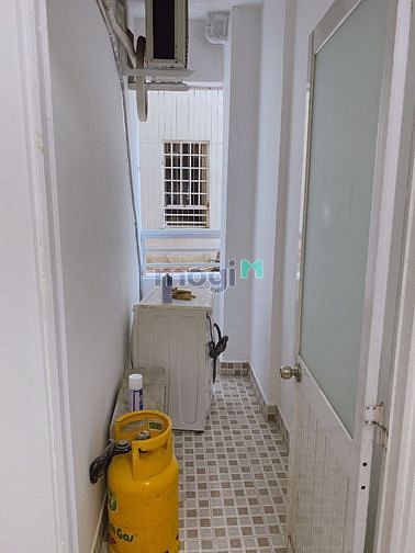 Hình ảnh Cho thuê tecco 2pn 2wc mới sơn có nội thất ban công thêm 20m