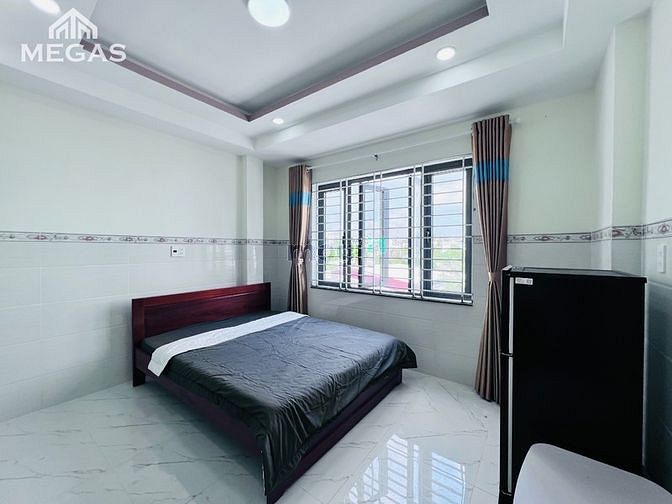 Hình ảnh Đi bộ qua VĂN LANG CS3, phòng cửa sổ lớn