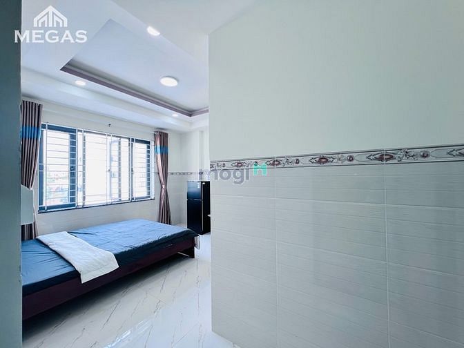 Hình ảnh Đi bộ qua VĂN LANG CS3, phòng cửa sổ lớn