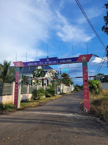 Hình ảnh Bán lô đất bể nát do thua độ bóng đá