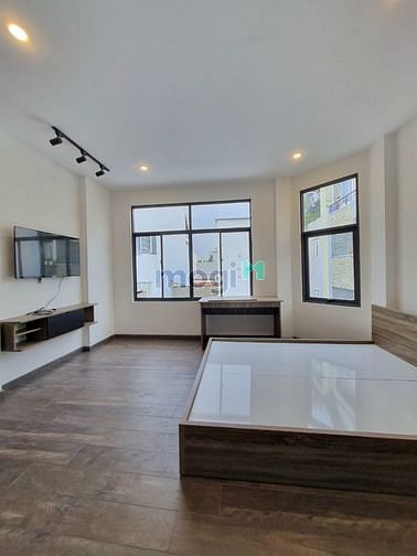 Hình ảnh Studio ban công cửa sổ_full nội thất 30m2_ngay vòng xoay Lăng Cha Cả