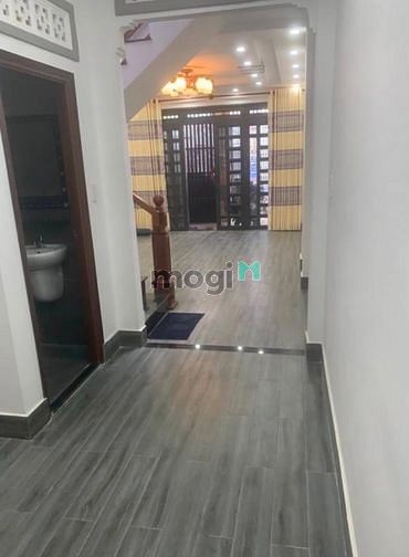 Hình ảnh Bán nhà đ Cao Lỗ DT50m2. 2PN Giá2TỶ2 SHR